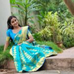 Raveena Daha Instagram - நீல வானம் ☁️ நீயும் நானும்💙💯 Semi silk saree from : @sri_keerthana_tex❤️❤️ #raveena #raveenadaha
