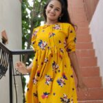 Raveena Daha Instagram - தொலைவில் இருந்து உன் பார்வை மனச கொல்லுது💯💖 Outfit from :@style_new_collections #raveena #raveenadaha