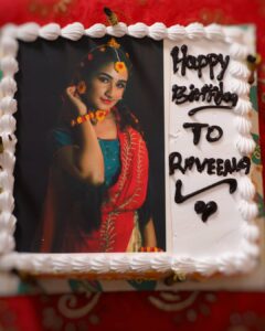 Raveena Daha Instagram - Stepping into 17🦋🤩🥳 Never expected that a photoshoot will turn into such a wonderful birthday celebration😘..Thankioo Dhurga sis and Bala anna for making this day a special one by throwing this surprise celebration❤️.. Thankioo for the beautiful decorations and the special cake✨..Thank you for all the planning and thought that went into creating a beautiful memory for me. I appreciate you so much. I just want to say that I've never felt more cherished and loved .. Thank you so much for having a surprise party for me.🙏🙏🙏💖💖💖 Means a lott😘 Makeup and hair: @nikvika_bridal_makeover 😘 Such a sweetheart she's 💯💯 .. Man behind the lens: @studiodk360 ❤️✨ .. Special thanks to 😍 @boobalan1010 🙏💖 .. Costume:@designed_by_sindhu 💖😍✨ .. #raveena #raveenadaha #steppinginto17 #birthday