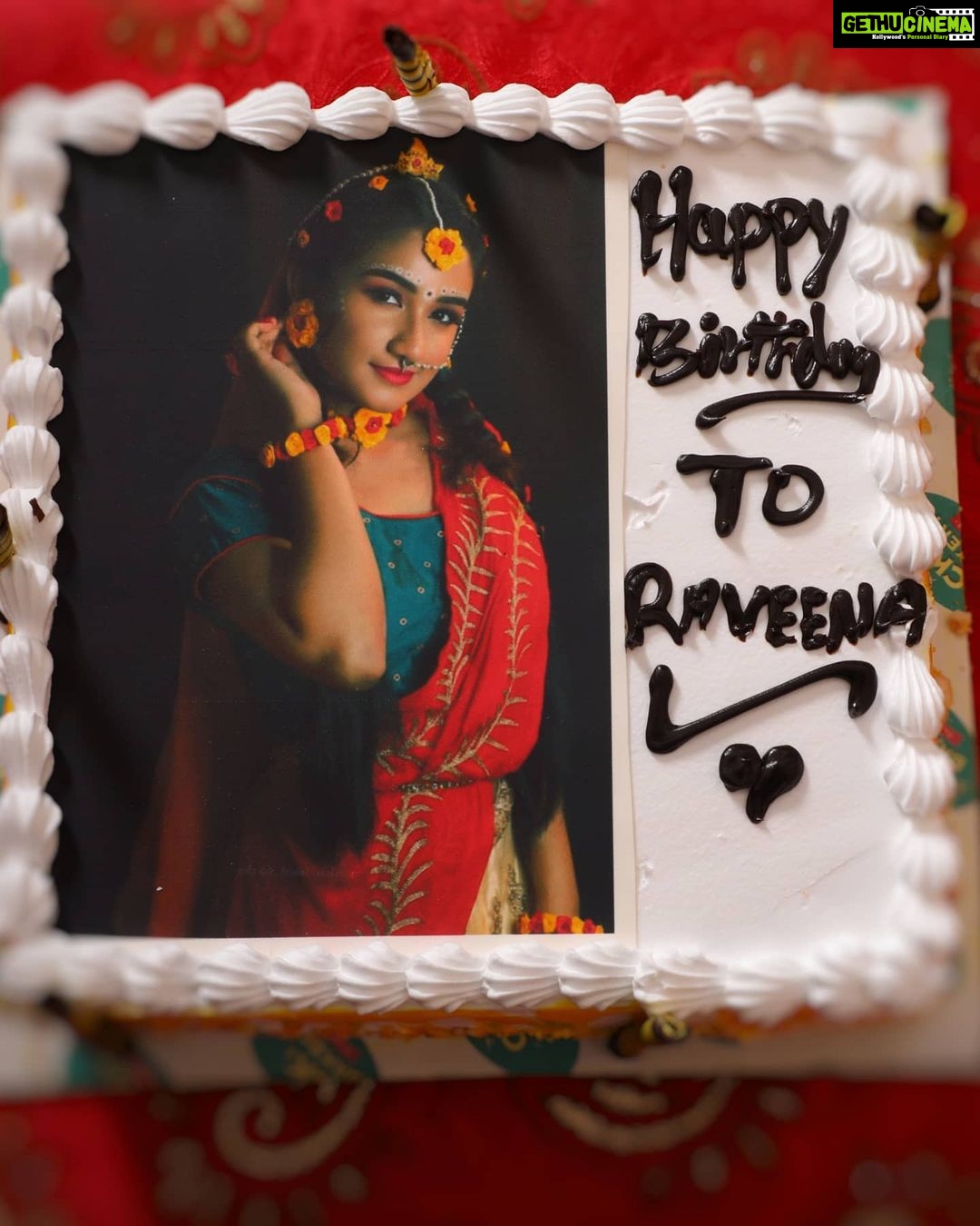 Raveena Daha Instagram - Stepping into 17🦋🤩🥳 Never expected that a photoshoot will turn into such a wonderful birthday celebration😘..Thankioo Dhurga sis and Bala anna for making this day a special one by throwing this surprise celebration❤️.. Thankioo for the beautiful decorations and the special cake✨..Thank you for all the planning and thought that went into creating a beautiful memory for me. I appreciate you so much. I just want to say that I've never felt more cherished and loved .. Thank you so much for having a surprise party for me.🙏🙏🙏💖💖💖 Means a lott😘 Makeup and hair: @nikvika_bridal_makeover 😘 Such a sweetheart she's 💯💯 .. Man behind the lens: @studiodk360 ❤️✨ .. Special thanks to 😍 @boobalan1010 🙏💖 .. Costume:@designed_by_sindhu 💖😍✨ .. #raveena #raveenadaha #steppinginto17 #birthday