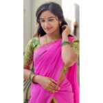 Raveena Daha Instagram - காலம் முடியலாம் நம் காதல் முடியுமா??🙈💚🦋 Half saree : @dwaraka_collections_ 😍😍 #raveena #raveenadha