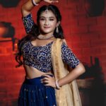 Raveena Daha Instagram - பூங்காற்றிலே உன் சுவாசத்தை தனியாக தேடி பார்த்தேன்💯♥️ MUA: @swathi_hairandmakeup .. clicked by: @mrmrsphotography_15 @im_mohanram @uday_shutterbug @sudhakarstills360 .. Lehenga - @designed_by_sindhu .. Jewellery- @littlefingers_bridal_jewellery .. Location- hotel mahabs