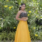 Raveena Daha Instagram - உன்னோடு மட்டும்தான் என் நேரம் எனது❤ உன்னோடு மட்டும்தான் மெய் பேசும் மனது😍💯 ........................................................................................ Mua💄 @angelmakeoverartistry .. Captured 📸@_.tabbu_._ .. Costume💃 @saras.secret.boutique .. Assisted by📷🎥 @_.sallu__ @pra_tha_m_100 .. Location🚩 @sppgardens .. #raveena #raveenadaha #photoshoot #photography