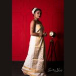 Raveena Daha Instagram - Portraying Umayamma Rani (Regent queen of venad from 1677 to 1684) . . Model: @im_raveena_daha MUA: @brushes_n_treasures Costume designer: @designed_by_sindhujagan Concept/photography/video: @signature_frames_studios Jewellery: @gkvdesignerfashion Special thanks: @ramya_alice Studio: @abc_photostudio . . . #umayamma #breasttax #kerala #historical #novel #tamil #fashionphotoshoot #dslrphotography #raveenadaha #signatureframesstudios #queen #instapost #raveena #raveena