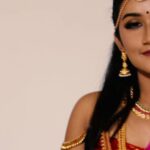Raveena Daha Instagram - A tribute to fiction and non-fiction Queens of South India. We have tried to recreate and adapt the looks of Umayamma Rani (Queen of Venad) Nandhini Devi (Ponniyin Selvan) Model: @im_raveena_daha MUA: @brushes_n_treasures Costume designer: @designed_by_sindhujagan Concept/photography/video: @signature_frames_studios Special thanks: @ramya_alice . . . . . . . . #modelshoot #ponniyinselvan #raveenadaha #umayamma #signature_frames_studios