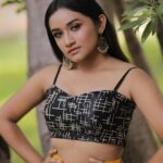 Raveena Daha Instagram - உன்னோடு மட்டும்தான் என் நேரம் எனது❤ உன்னோடு மட்டும்தான் மெய் பேசும் மனது😍💯 ........................................................................................ Mua💄 @angelmakeoverartistry .. Captured 📸@_.tabbu_._ .. Costume💃 @saras.secret.boutique .. Assisted by📷🎥 @_.sallu__ @pra_tha_m_100 .. Location🚩 @sppgardens .. #raveena #raveenadaha #photoshoot #photography