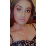 Raveena Daha Instagram - “A little contour and confidence.”💯🤗 #raveena #raveenadaha