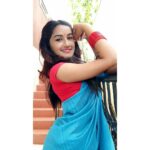 Raveena Daha Instagram - உனக்குள் எந்தன் காதல் காண்கிறேன், வெளியில் சொல்ல வார்த்தைகள் தேவையா???😍🙈 ×××××××××××××××××××××××××× யாரும் தானாக மாறுவதில்லை. யாரோ ஒருவரால் மாறுகிறோம்! நல்லவராக... கெட்டவராக..‌. ஏமாளியாக... அறிவாளியாக... முட்டாளாக.💯💯 #pridemonth #pride2020 #pride #loveislove #raveena #raveenadaha