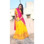 Raveena Daha Instagram - I forget how to love myself most days But I keep trying I keep trying &that alone is a victory 💪🦋 #photography #poser #pose #model #mobilephotography #love #laugh #yellow #pink #halfsaree #raveena #raveenadaha