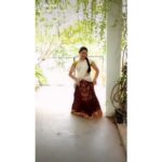 Raveena Daha Instagram - Ada ennatha solvenungooo ♥💫😍 #tamiltiktok #thalapathy #song #tamilsong #love #dance #traditional #raveena #raveenadaha