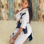 Raveena Daha Instagram – सफेद 🤍
Outfit from @ivana__collections 😍❤️
#raveena #raveenadaha