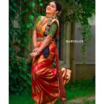 Raveena Daha Instagram - Can't get over this picture ❤ I'm obsessed! MUA & HAIRSTYLE💄: @shadows_makeover_artistry JEWELLERY📿:@chennai_jazz SAREE AND BLOUSE💃:@d3boutiquee SHOT BY📸:@ourtales_barath