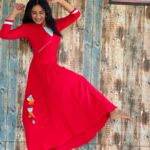 Raveena Daha Instagram - Lag jaa gale 🥺🤗 Beautiful outfit from @fashionspirit6 ❤️ #raveena #raveenadaha