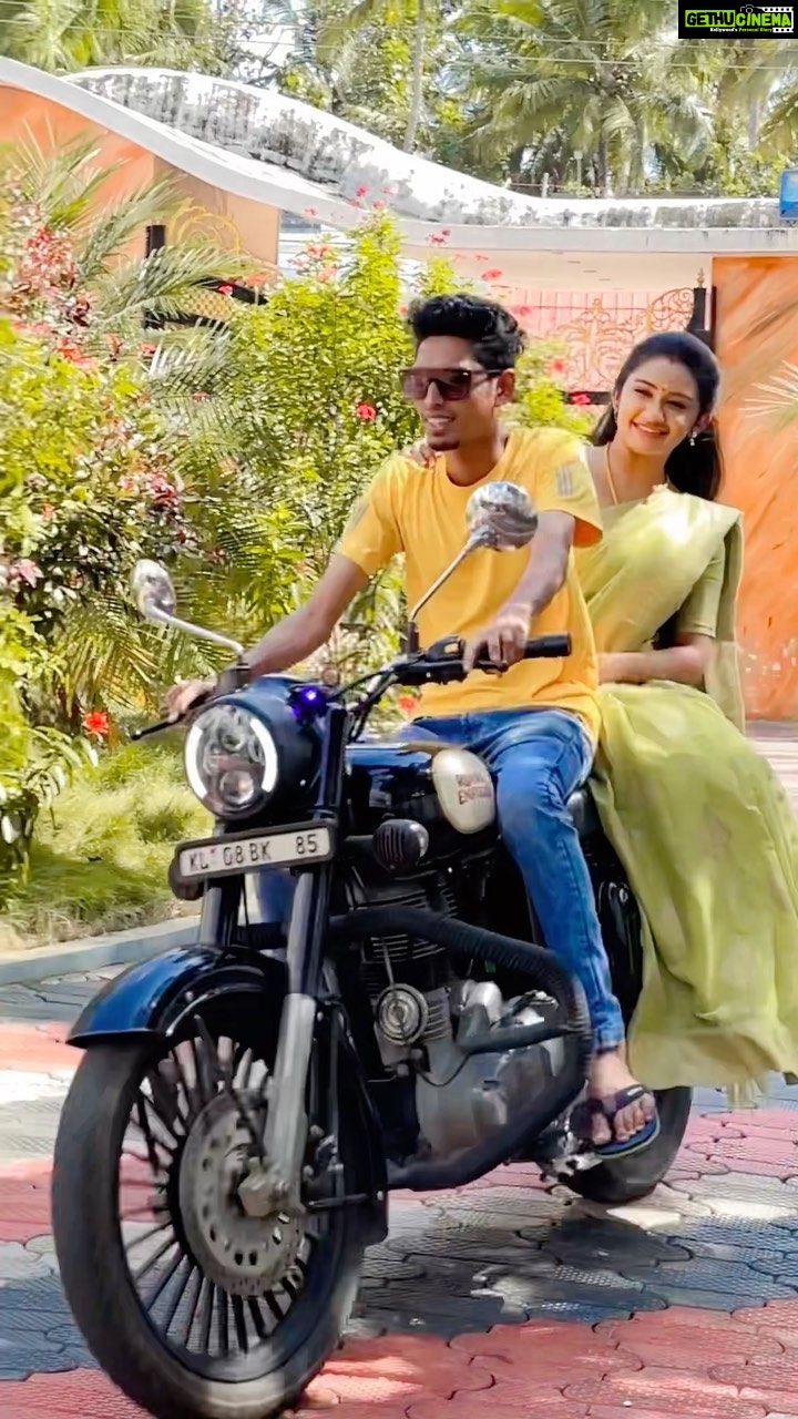 Raveena Daha Instagram - Summa surrunu 🔥😉 #raveena #raveenadaha #aji #pablo
