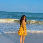 Raveena Daha Instagram - 🌊🌻🌊 #raveena #raveenadaha