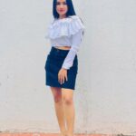 Raveena Daha Instagram - Every time I look into your eyes I get butterflies 💙🦋🦋 Off shoulder top from : @vk_f.a.s.h.i.o.n #raveena #raveenadaha #RD
