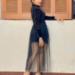 Raveena Daha Instagram - மனதோரம் ஒரு காயம் உன்னை எண்ணாத நாள் இல்லையே⏳ நானாக நானும் இல்லையே🦋 Party wear from: @resul_collections 😻 #raveena #raveenadaha