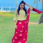 Raveena Daha Instagram - ❤️⚡️❤️ Stunning outfit from @pappusparks__shopping 😍🦋 #raveena #raveendaha