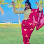 Raveena Daha Instagram - ❤️⚡️❤️ Stunning outfit from @pappusparks__shopping 😍🦋 #raveena #raveendaha