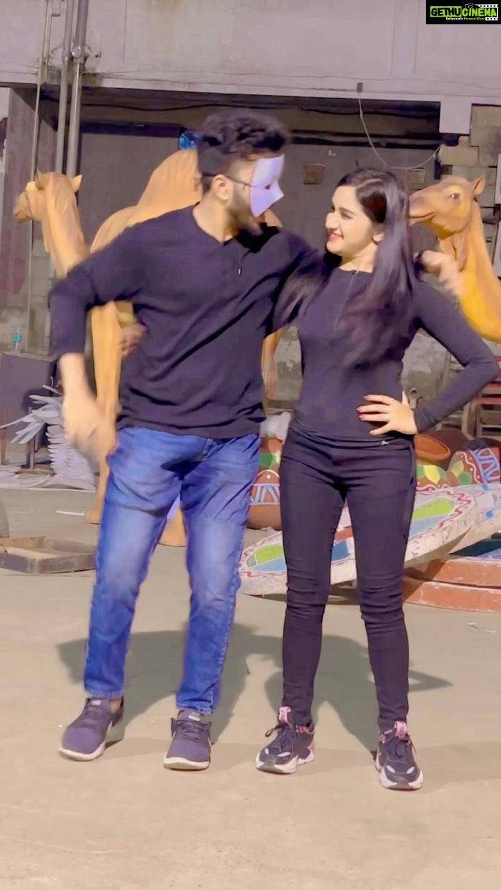 Raveena Daha Instagram - One with this mask boy @kabir_maskboys 💪❣️ (trend mudinjaalum pannuvom🤣)