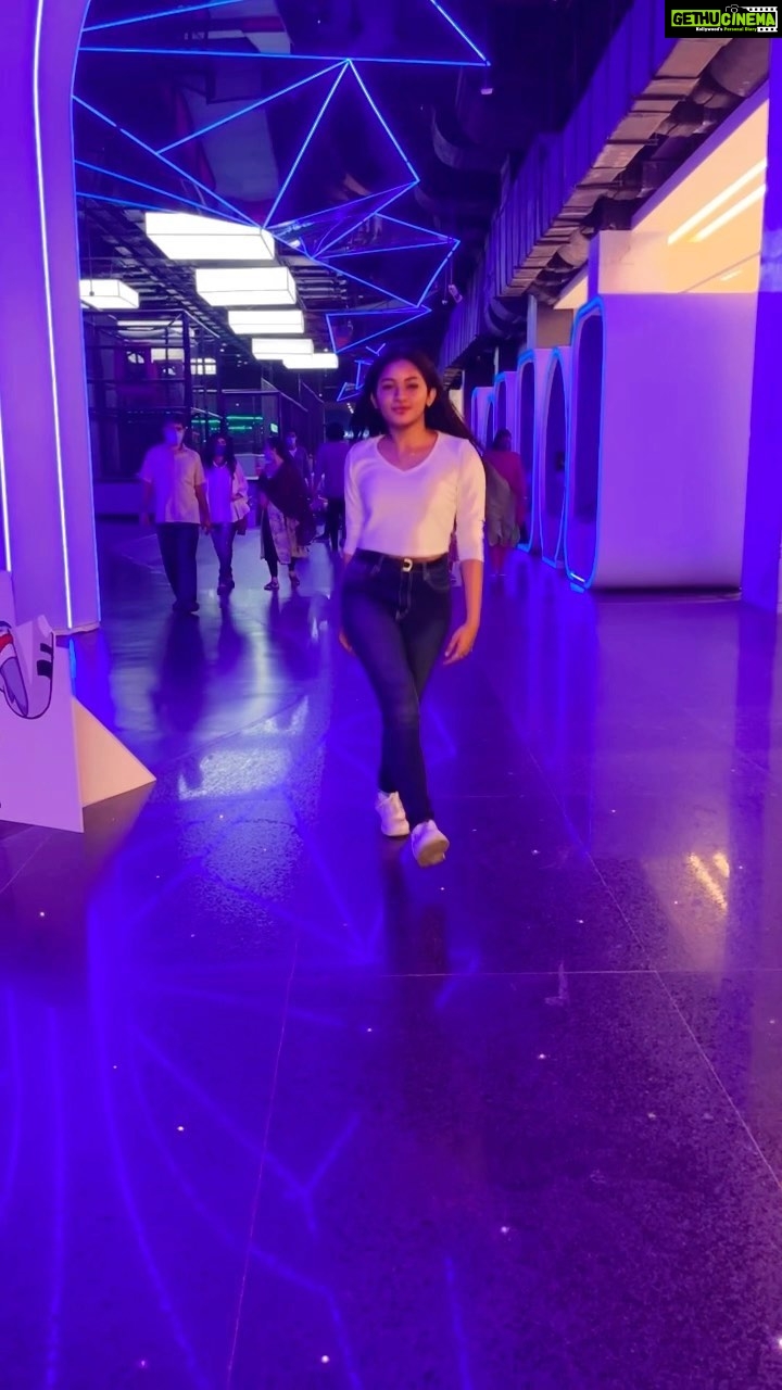Raveena Daha - 174.5K Likes - Most Liked Instagram Photos
