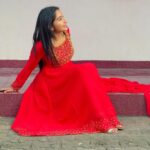 Raveena Daha Instagram - ❣️❣️❣️ @tweety_threads thanks much for this beautiful customised hand work outfit❤️😍 #raveena #raveenadaha