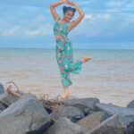 Raveena Daha Instagram - Kadal=kadhal 🌊❤️ Outfit from : @blossom_bootique_bb 😍😍 #raveena #raveenadaha