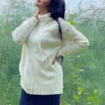 Raveena Daha Instagram - A good life needs some bad days ! 🌧☀️ Beautiful white Sweater from : @______jannath 😍🥰 . #raveena #raveenadaha