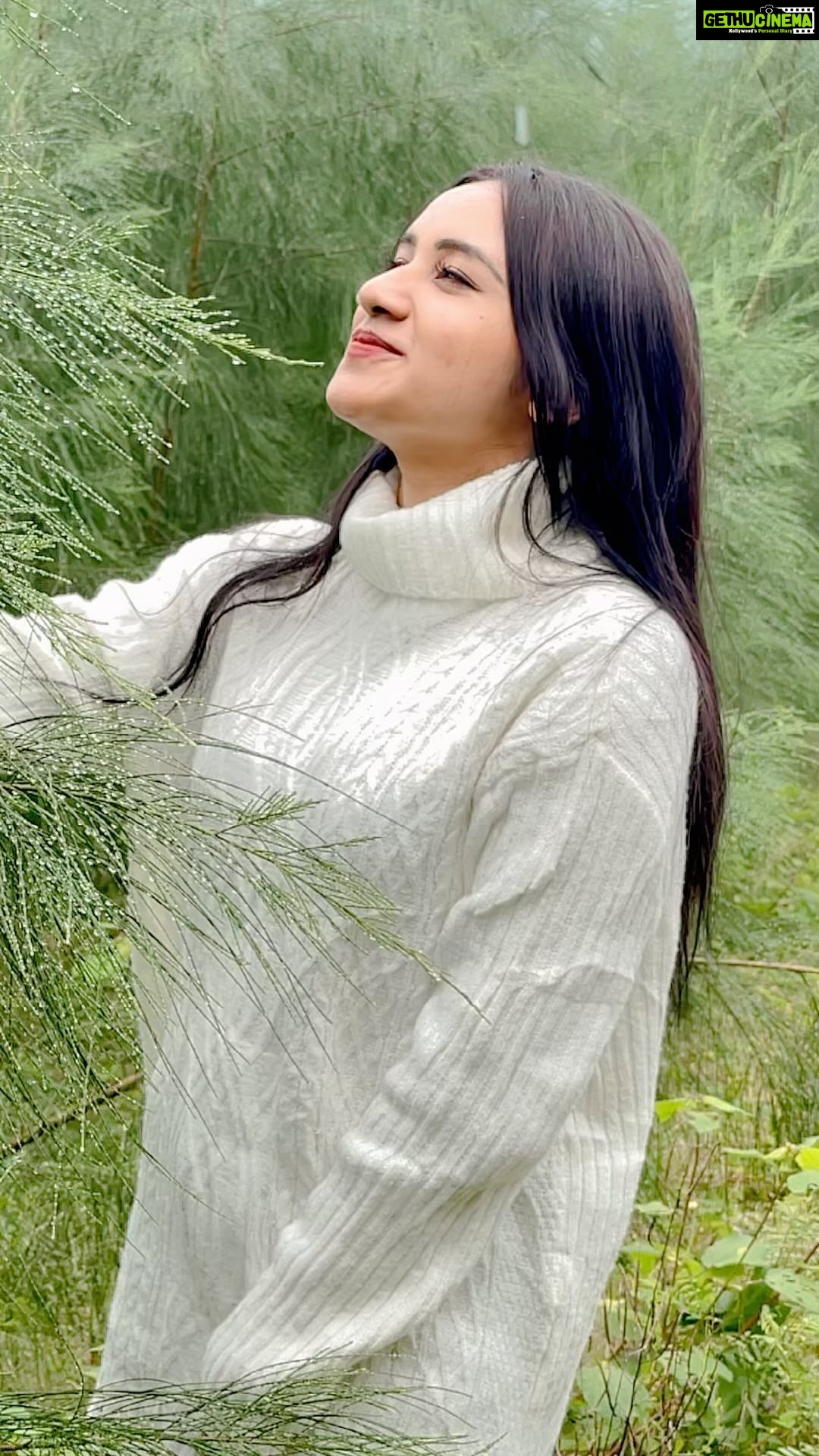 Raveena Daha Instagram - 💧🥰💧 #reelitfeelit #raveena #raveenadaha