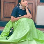 Raveena Daha Instagram - காதல் இருந்தால் எந்தன் கண்ணோடு கலந்துவிடு 🖤💭✨ Lehenga from @faizu_boutique 🥰 #raveena #raveenadaha