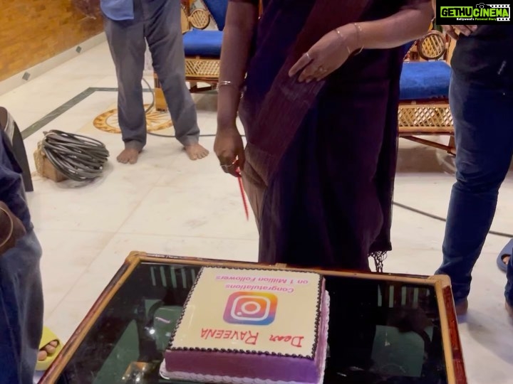 Raveena Daha Instagram - From 1k to 1M 🥺🤩 I am so excited🤩🥶 Thank you so so so much! The amount of love and support you guys have showered on me is unbelievable. Thank you for making this journey of mine so beautiful! Thank you for all the love, suggestions, comments, likes, and everything else! I am grateful beyond measure. Love you all 🦋 #1Mfamily #raveena #raveenadaha