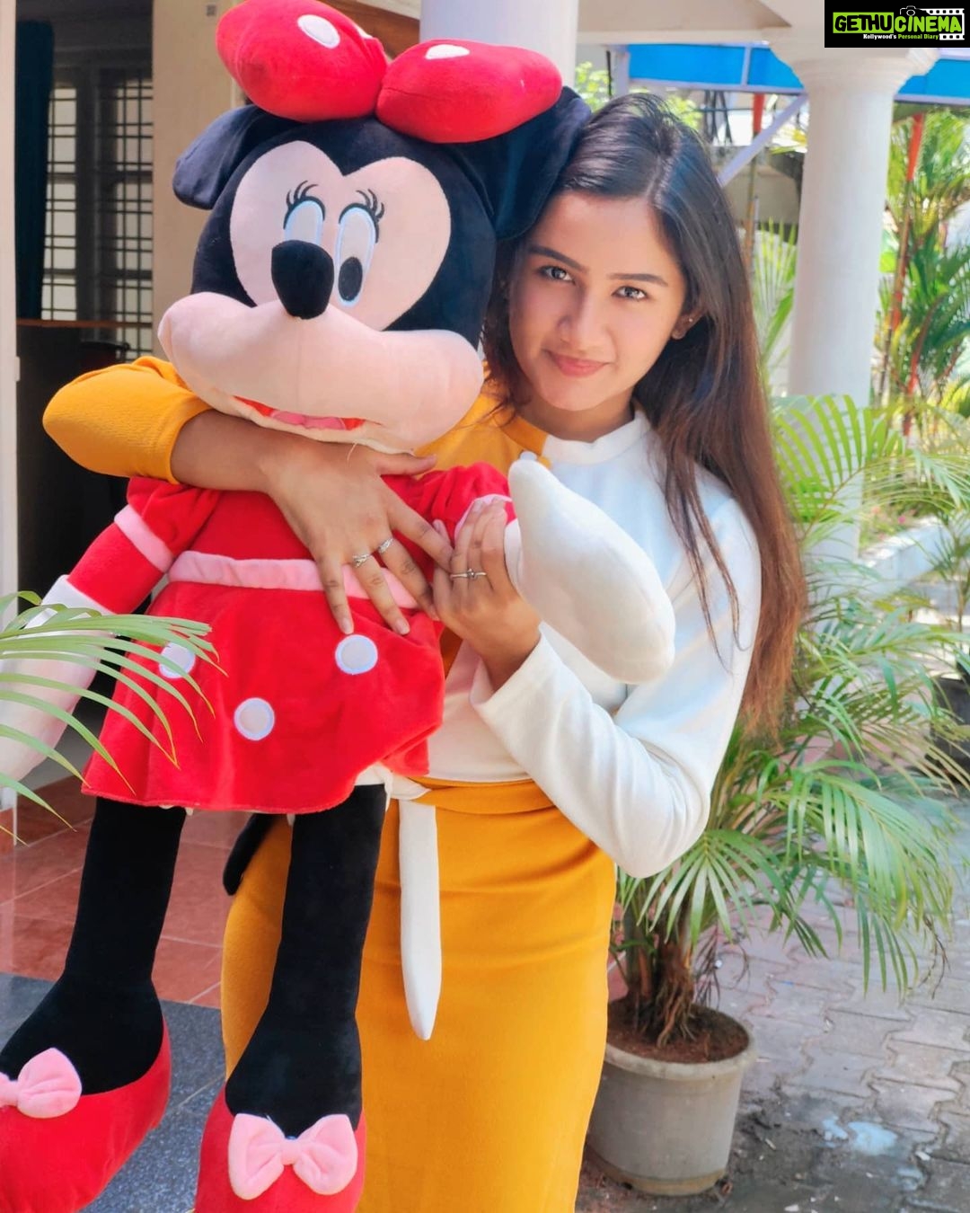 Raveena Daha Instagram - YOU are capable of AMAZING things 🔥🥰 Outfit from: @_.fashionbae._ 😍🥰 #raveena #raveenadaha