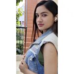 Raveena Daha Instagram - @t_rex_gadgets . Worthy products from @t_rex_gadgets Wide range of electronic gadgets at very Affordable prices. Airpods, smartwatches and much more ♦️- Buy Series 6 and get Series lite smartwatch for FREE♦️ . - COD AVAILABLE - Quick Delivery - 50% off on all products 100% trusted page on instagram with full transparency to customers. NOTE: Offer valid only till end of this week‼️‼️