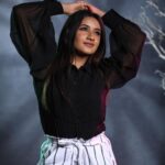 Raveena Daha Instagram - Birthday series 🖤 3rd outfit 🤍🖤 . H&M : @nikvika_bridal_makeover 💋 Pc: @studiodk__ ❤️ . #18 #birthday #raveena #raveenadaha
