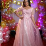 Raveena Daha Instagram - Birthday series 💖 . Mickey mouse cake from : @womanaboutcakes🐭❤️ . Makeup and hair : @nikvika_bridal_makeover 🥰😘 . Background decorations: @alana.eventplanners 🌺💖 . Costume : @usabridalstudio 😍 . Photography: @studiodk__ 🔥