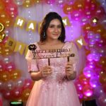 Raveena Daha Instagram - Birthday series 💖 . Mickey mouse cake from : @womanaboutcakes🐭❤️ . Makeup and hair : @nikvika_bridal_makeover 🥰😘 . Background decorations: @alana.eventplanners 🌺💖 . Costume : @usabridalstudio 😍 . Photography: @studiodk__ 🔥