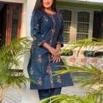 Raveena Daha Instagram - உனக்கே உயிரானேன் எந்நாளும் எனை நீ மறவாதே🦋🫶✨ Beautiful and comfy kurti set from @gv_trend_boutique 😍 #raveena #raveenadaha
