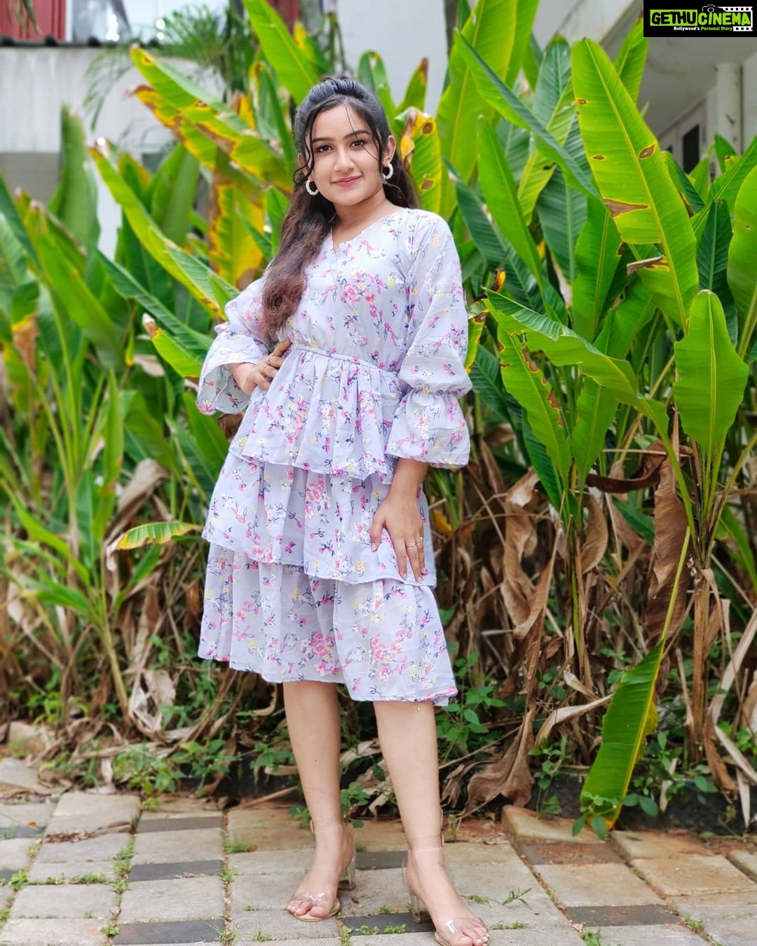 Raveena Daha Instagram - 🐒🐒🐒 . Cute outfit from: @shesells_official . #raveena #raveenadaha