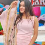 Raveena Daha Instagram – 🌺🌺🌺
.
outfit from: @bhargav_dresses_collection 💖
.
#raveena #raveenadaha