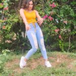 Raveena Daha Instagram – Happiness is a choice, nothing will make you Happy untill YOU CHOOSE to be happy ! 💯🤍

Cute top from : @ladies_corner_online_shop 😍
.
#raveena #raveenadaha