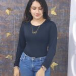 Raveena Daha Instagram - Love you to the infinity ♾️ and beyond 🖤🦋💙 . Chain from : @classichains 😍 #raveena #raveenadaha