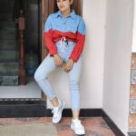 Raveena Daha Instagram - Denim Crop top: @thefancystore.in ❤️ Shoes 👟 from: @perfectkartt ✨ . Te amo 💙 #raveena #raveenadaha