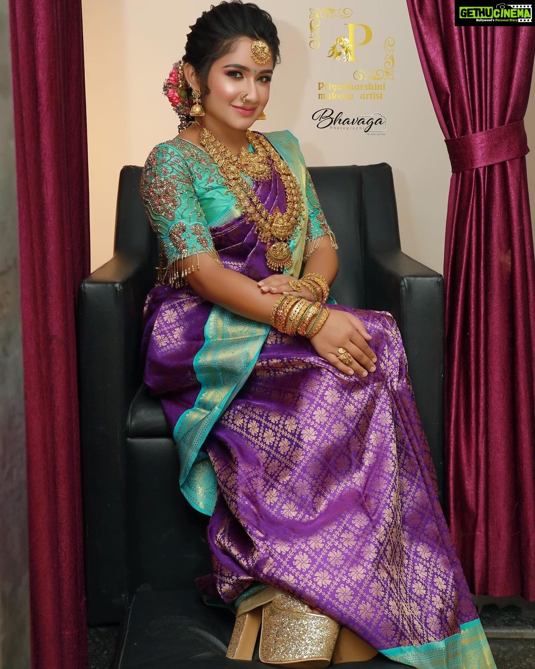 Raveena Daha Instagram - You are enough β¨ A thousand times enough π€β¨ Makeup and hair by @priya_dharshini_makeupartist β¨π«° . Photography by @bhavaga_photography π₯° . Saree and blouse by @asiyans π . Hair accessories by @reesribridalflowers π . Jewellery by @chennai_jazz π . #raveena #raveenadaha #photoshoot