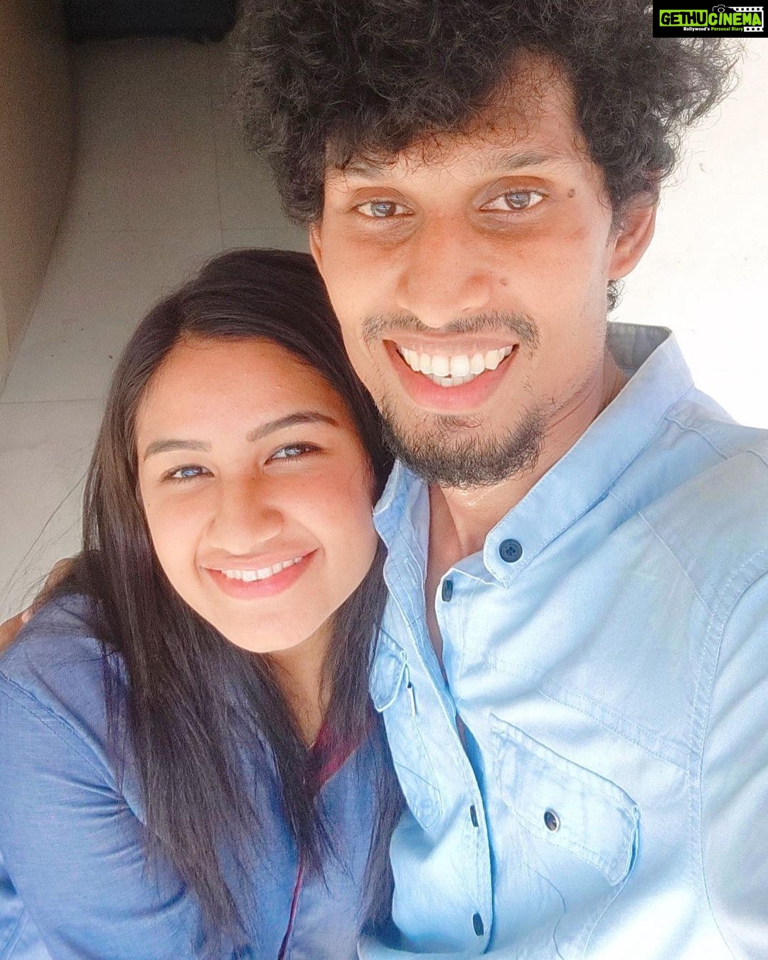 Raveena Daha Instagram - Happy birthday ende kaakachiyee ๐คโจ๐ The naughtiest person Iโve ever met ! ๐คฆ๐ป. The living Pablo escobar๐ The great legend ๐ The great kallan ๐๐ค My only and only Chettan Mr. Aji๐คโจ #happybirthday #kaakachi #aji #pablo #raveena #raveendaha