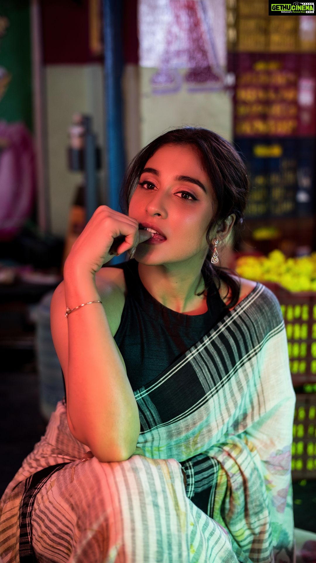 Regina Cassandra Instagram - To my sari nari’s - MAVURI, the exclusive handloom label is going to be in Chennai on 30th July. Head to #TheFolly, #AmethystCafe to check out their extensive sari collection.