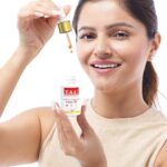 Rubina Dilaik Instagram - In this weather, there’s so much to do to take care of your skin. But I choose to not overload it with chemicals , and go for my all-time favourite, Ayurveda’s concoction- Kumkumadi! Ye meri skin ko rakhta hai safe, and deta hai Kesariya Glow under the Summer sun! Shop for 100% pure Kumkumadi range from @theayurvedaco www.theayurvedaco.com and use coupon code - RUBINA20 to avail additional 20% OFF. #AapkaApnaAyurveda #SwitchToAyurveda #TAC #Kumkumadi