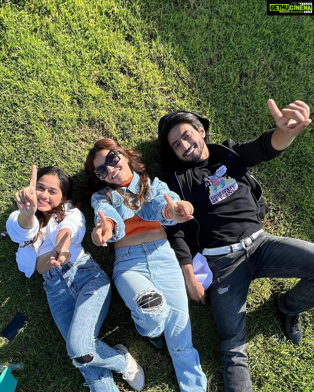 Rubina Dilaik Instagram - Thank you for loving us SO MUCH ❤️……. #grateful for this journey…. #kkk12 . . . . @colorstv @jannatzubair29 @mr_faisu_07 Cape Town, Western Cape