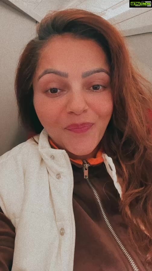 Rubina Dilaik Instagram - Coming Home…..❤️ . . . .