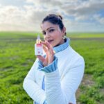 Rubina Dilaik Instagram – My heart leaps with joy whenever I am around nature. That’s why I love carrying nature in a bottle wherever I go ❤️❤️
This face oil makes my skin glow from within thanks to 100% kumkumadi in it.
@theayurvedaco
Get your glow tonic from www.theayurvedaco.com and get additional 20% off with my code RUBINA20