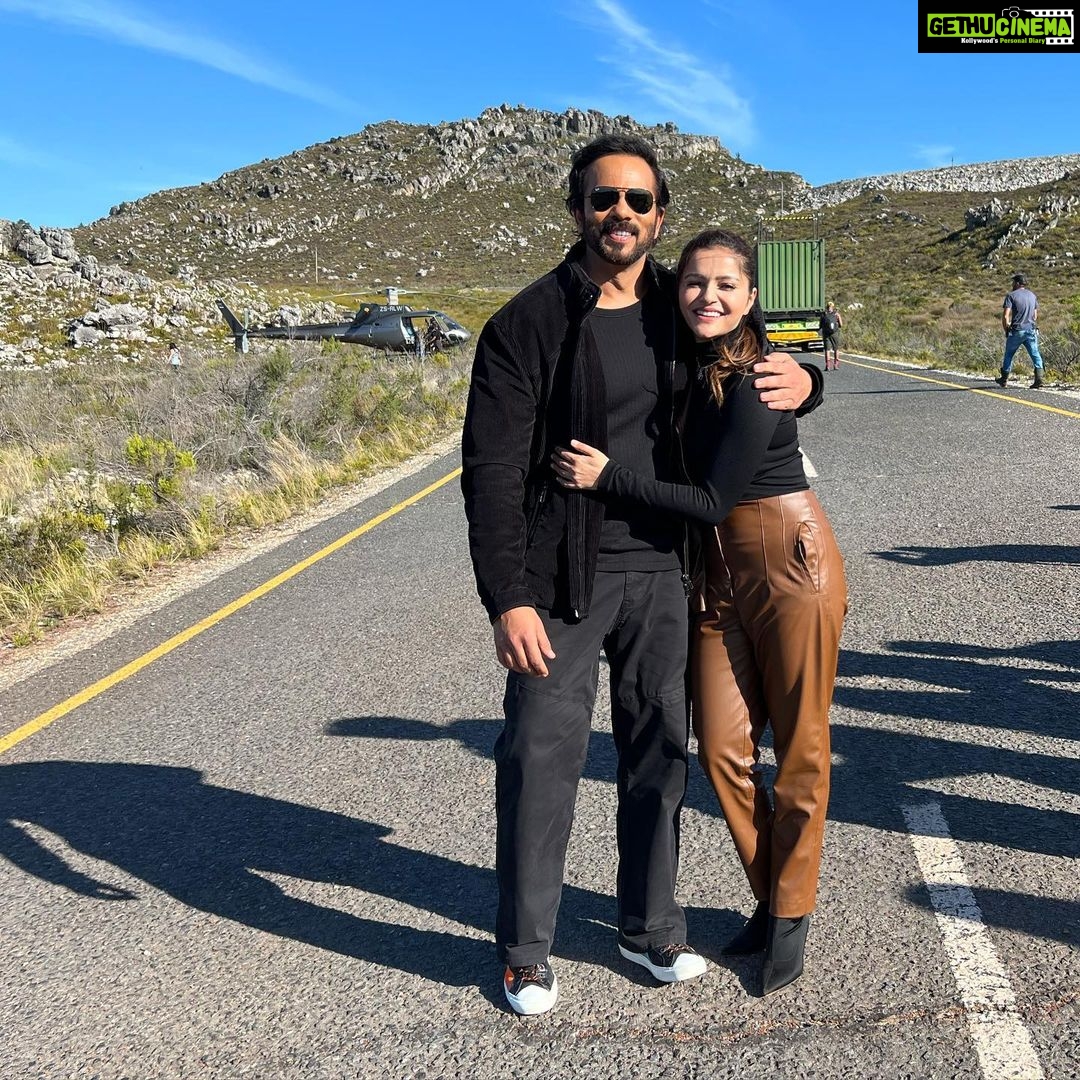Rubina Dilaik Instagram - Appreciation post❤️…. The Best Team Ever #kkk12 !! And With a heart full of Gratitude 🙏🏼 I say, “Its a Wrap”! Cape Town, Western Cape